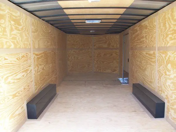 8.5x32 Enclosed Trailer